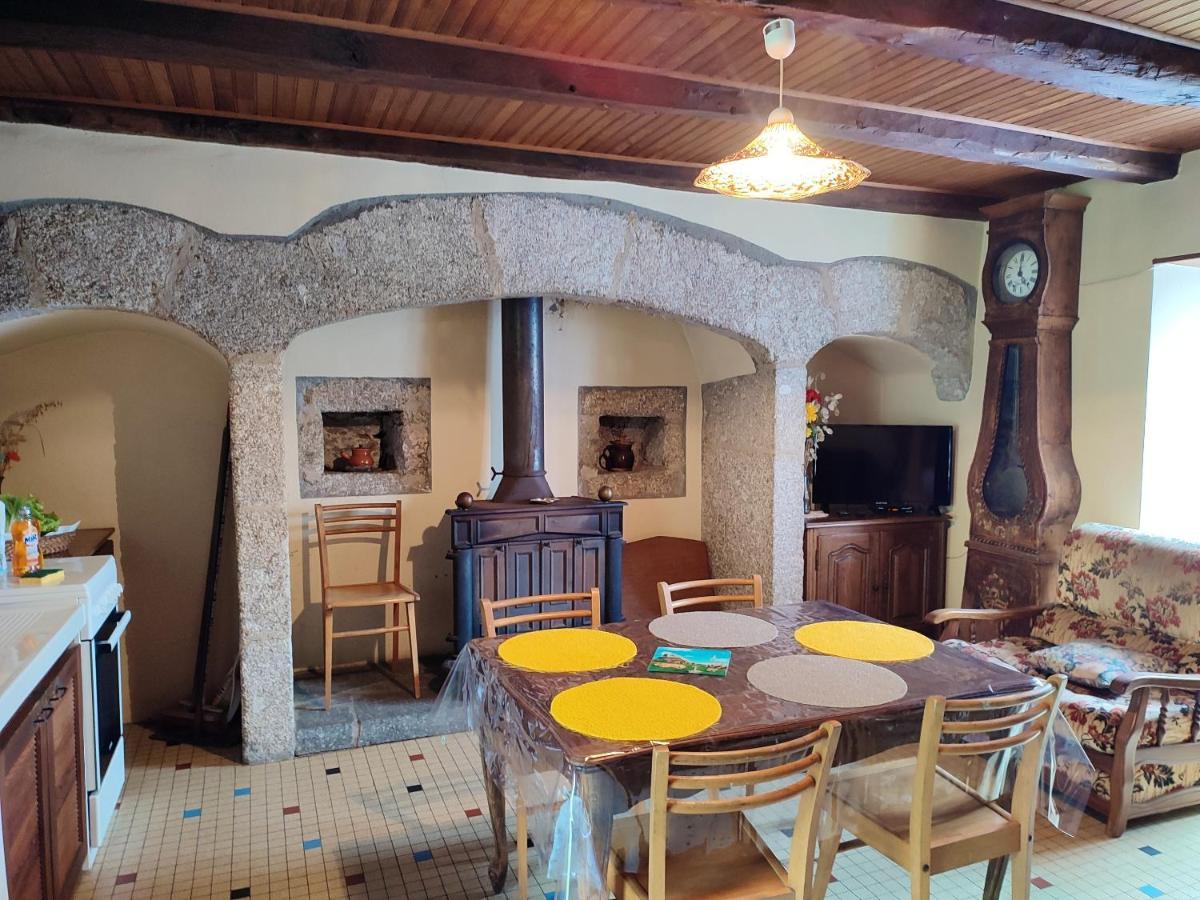 Maison Charmante A Florentin La Capelle Avec Jardin Et Vue Montagne 外观 照片