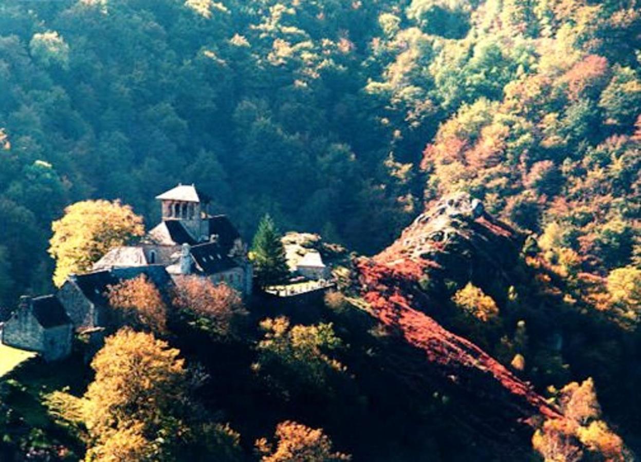 Maison Charmante A Florentin La Capelle Avec Jardin Et Vue Montagne 外观 照片
